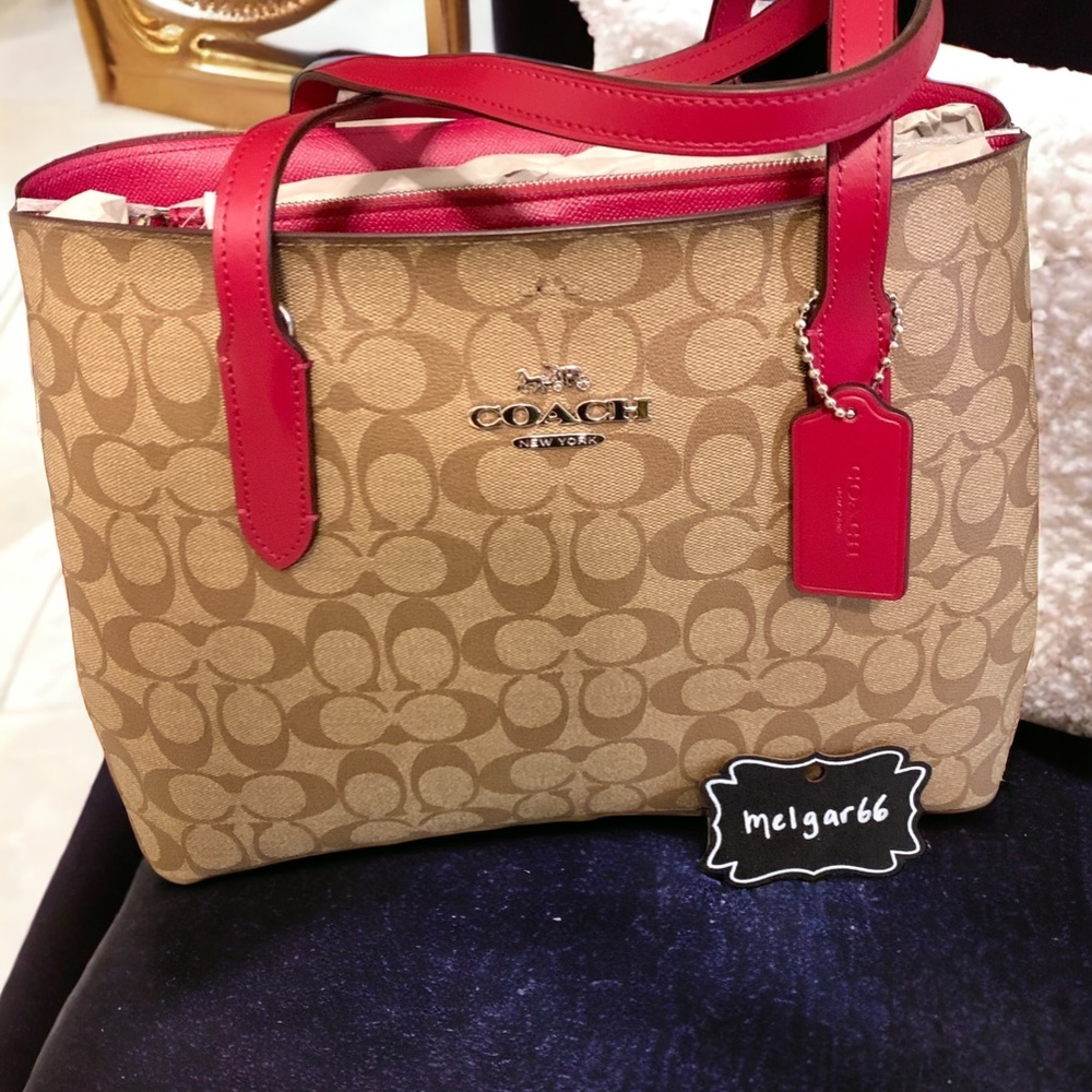 Signature Avenue CarryAll Dark Fus